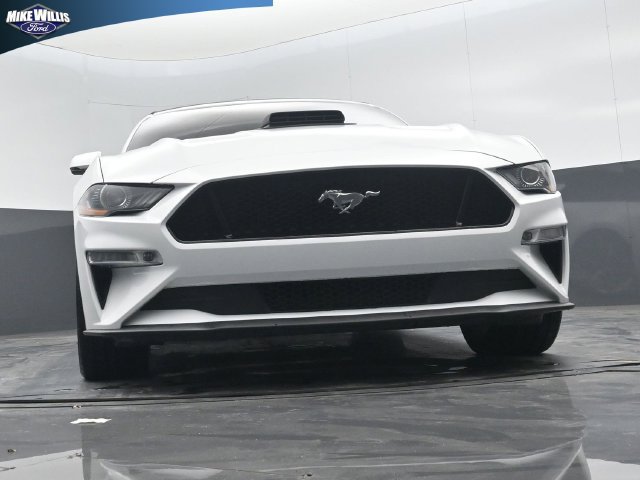 Used 2018 Ford Mustang GT Premium RWD image 18
