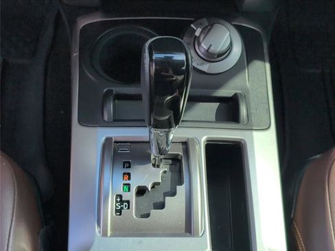 Used 2020 Toyota 4Runner Limited image 22