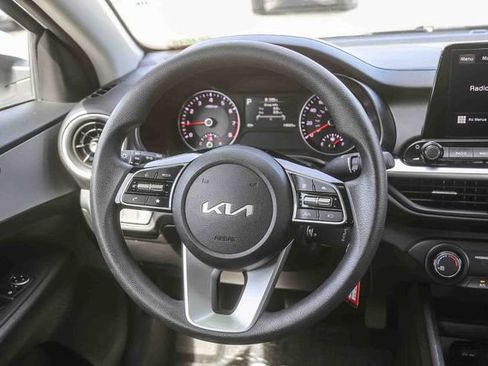 Used 2024 Kia Forte LXS image 16