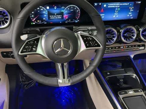 Certified 2026 Mercedes-Benz GLB 250 4MATIC image 26