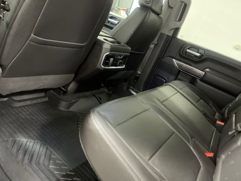 Used 2021 Chevrolet Silverado 2500 LTZ w/ LTZ Premium Package AWD/4WD image 17