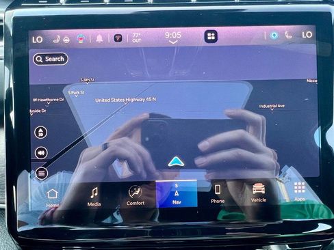 Used 2022 Jeep Grand Cherokee Overland w/ Luxury Tech Group IV image 19