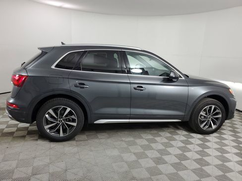 Certified 2023 Audi Q5 2.0T Premium w/ Convenience Package image 12