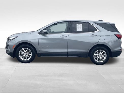 Used 2024 Chevrolet Equinox LT w/ LPO, Floor Liner Package image 7