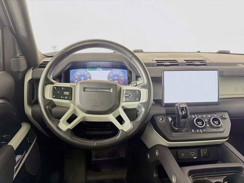 Used 2022 Land Rover Defender 110 S AWD/4WD image 24