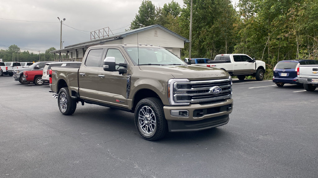 New 2027 Ford F250 Platinum w/ Platinum Plus Package AWD/4WD image 3