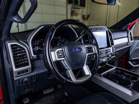 Used 2022 Ford F250 Lariat w/ Black Appearance Package AWD/4WD image 16