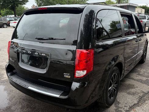 Used 2017 Dodge Grand Caravan GT FWD image 5