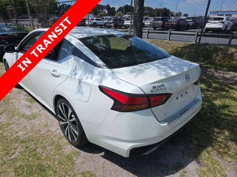 Used 2021 Nissan Altima 2.5 SR FWD image 4