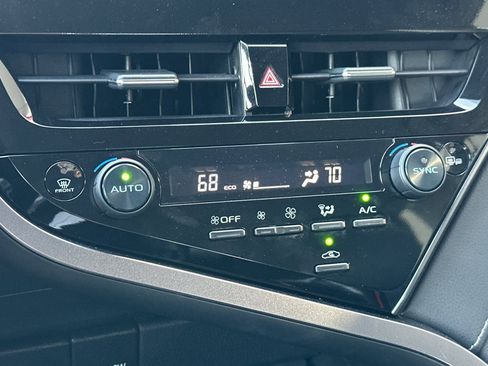 Certified 2023 Toyota Camry SE image 18