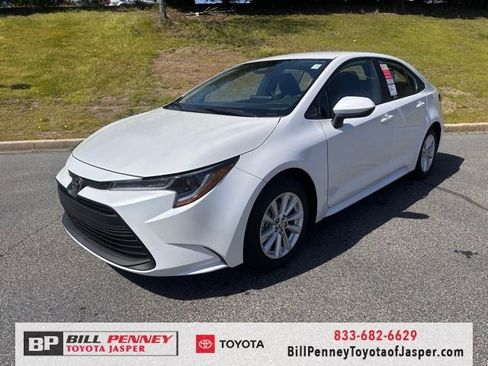 New 2026 Toyota Corolla LE image 1