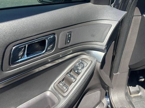 Used 2013 Ford Explorer 4WD Police Interceptor image 10