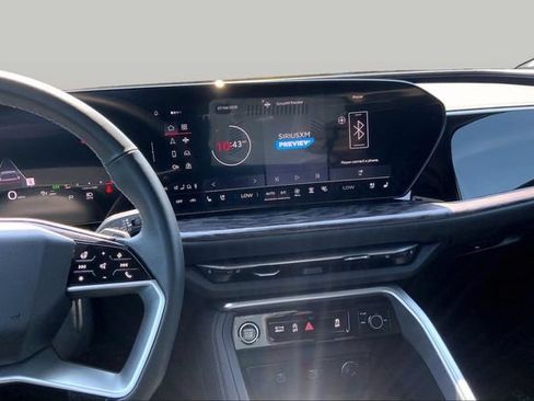 Used 2025 Audi Q5 Premium Plus AWD/4WD image 6
