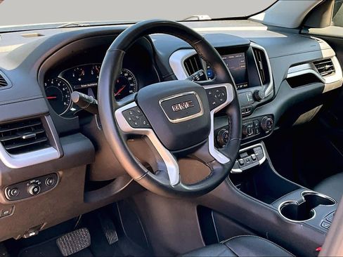 Used 2024 GMC Terrain SLT AWD/4WD image 19