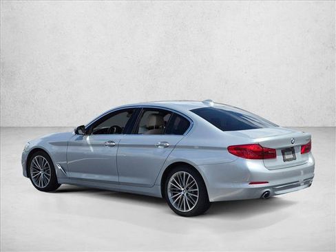Used 2018 BMW 530i RWD image 7