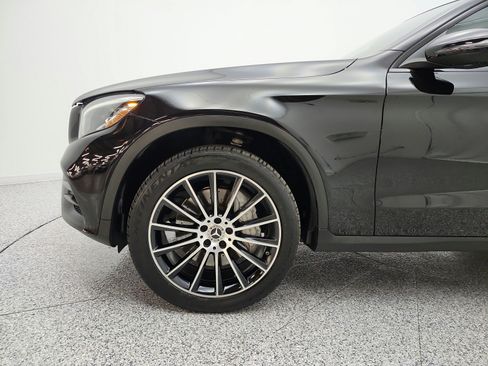 Used 2019 Mercedes-Benz GLC 300 image 22