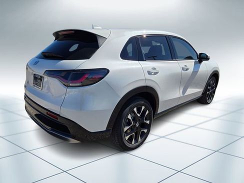 New 2026 Honda HR-V EX-L image 4