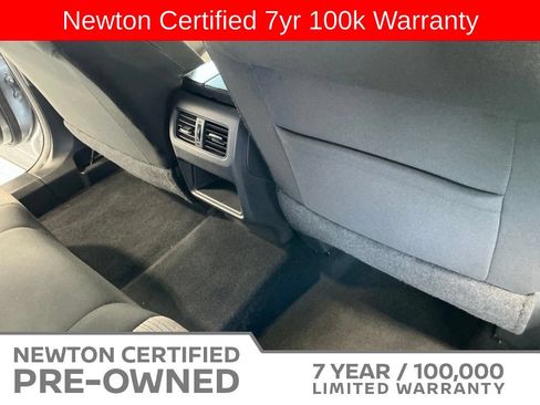 Used 2021 Nissan Rogue S FWD image 15
