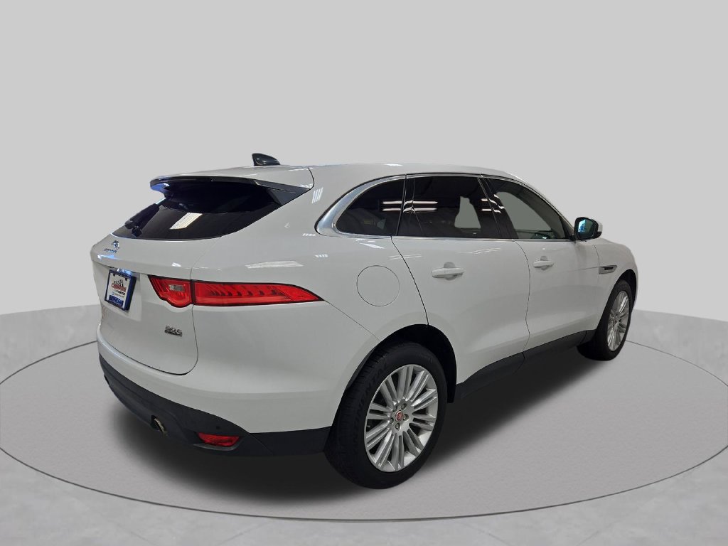 Used 2020 Jaguar F-PACE Premium AWD/4WD image 5