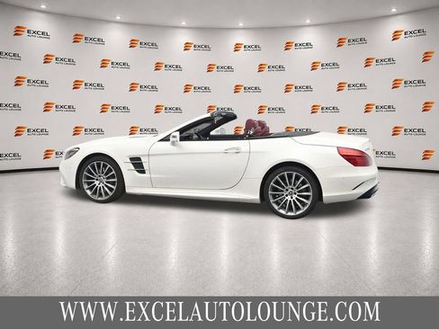Used 2018 Mercedes-Benz SL 550 image 2