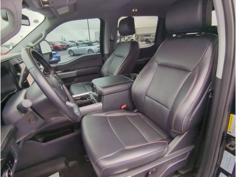 Used 2024 Ford F350 Lariat w/ Chrome Package image 11