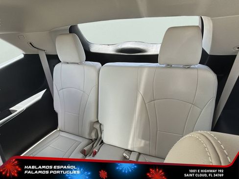 Used 2023 Buick Enclave Essence FWD image 24