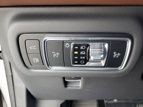 New 2026 Lincoln Nautilus Reserve w/ Jet Appearance Package image 14