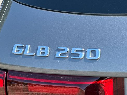 New 2026 Mercedes-Benz GLB 250 image 26
