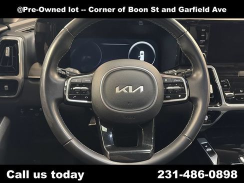 Used 2023 Kia Sorento SX AWD/4WD image 20