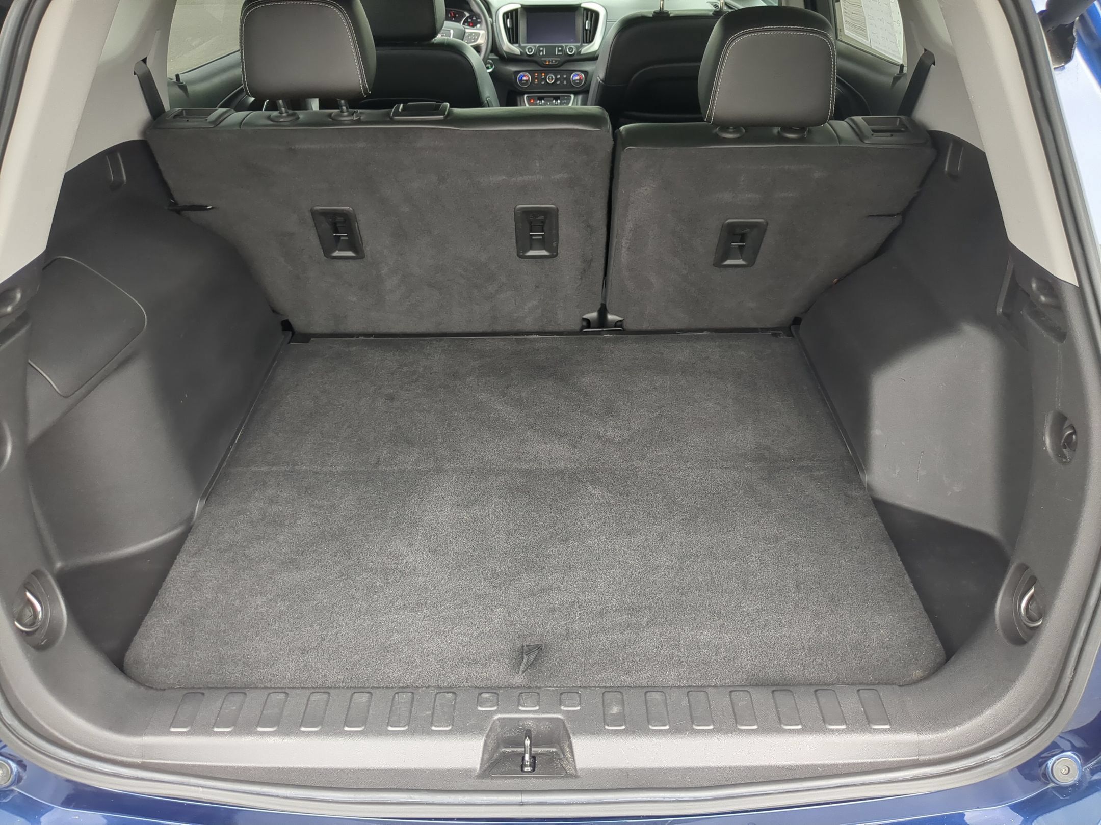 Certified 2022 GMC Terrain SLT FWD image 22
