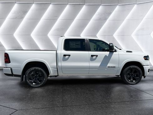 New 2026 RAM 1500 Big Horn AWD/4WD image 6