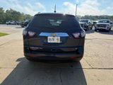 Used 2017 Chevrolet Traverse LT image 3