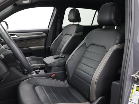 Used 2023 Volkswagen Atlas Cross Sport SEL Premium R-Line AWD/4WD image 19