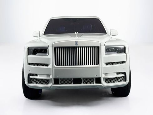 Used 2023 Rolls-Royce Cullinan Black Badge w/ Driver's Package AWD/4WD image 2