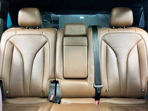 Used 2023 Lincoln Nautilus Reserve AWD/4WD image 19
