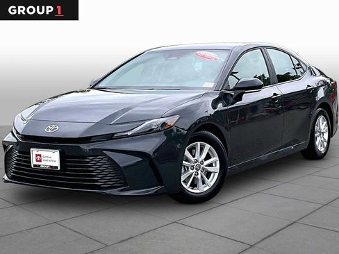 Certified 2025 Toyota Camry LE FWD image 1