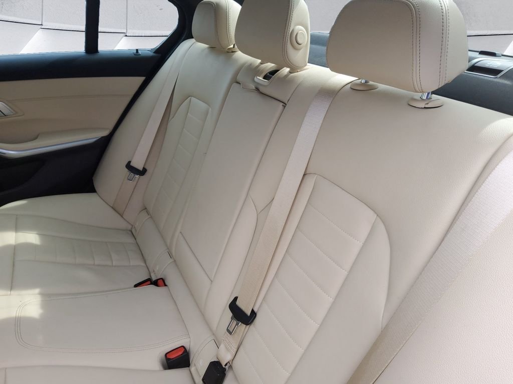 Used 2020 BMW 330i xDrive Sedan w/ Convenience Package AWD/4WD image 18