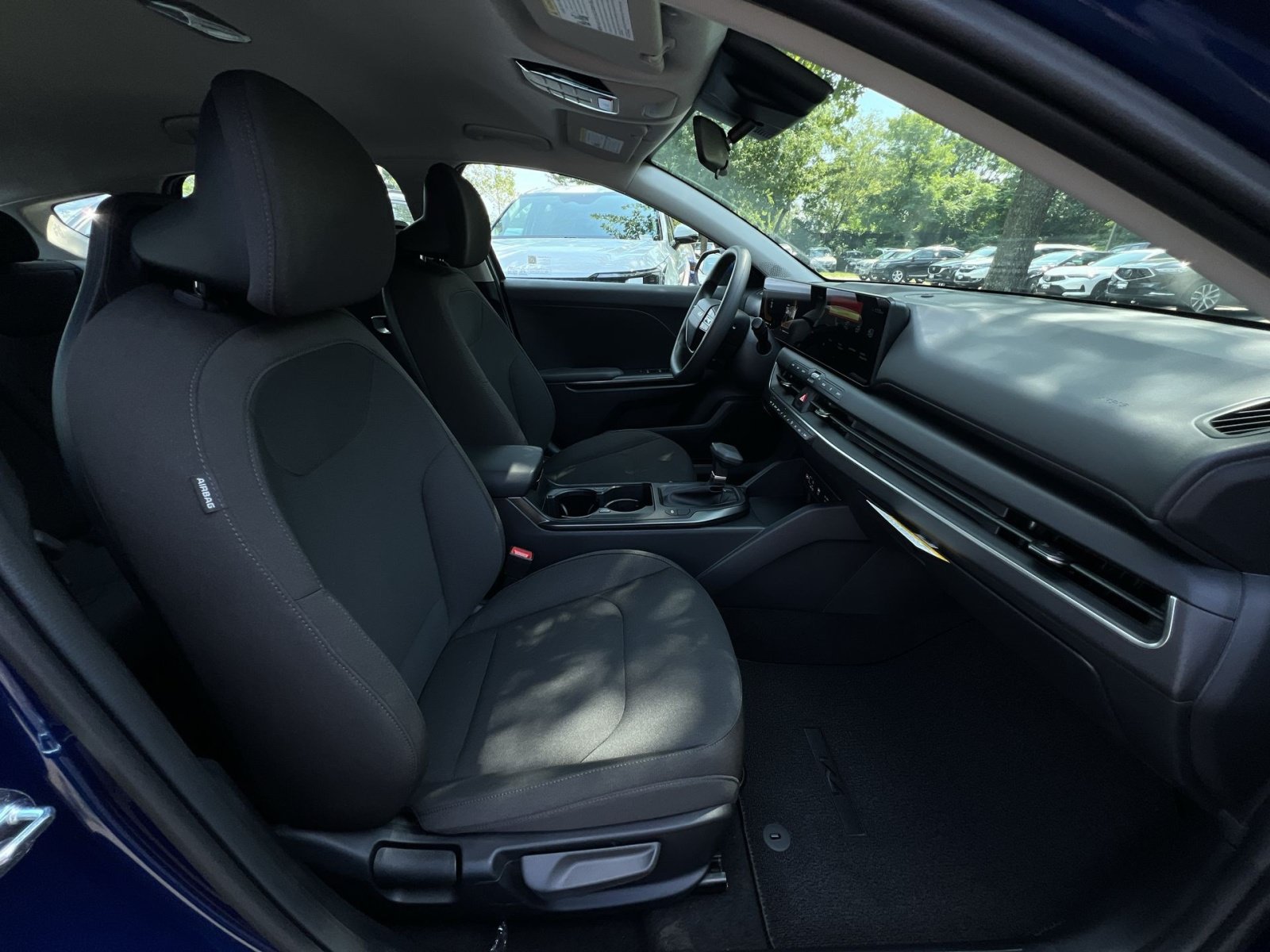 New 2026 Kia K4 FWD image 31