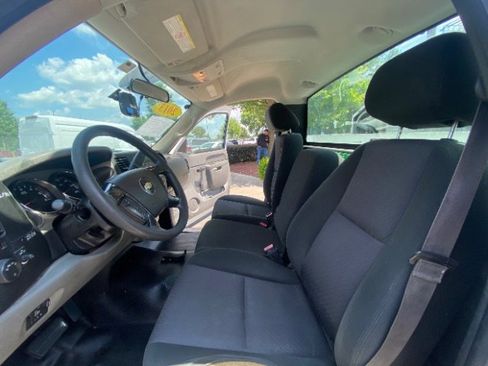 Used 2013 Chevrolet Silverado 3500 W/T image 23