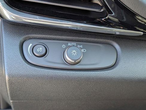 New 2026 Buick Envista Sport Touring w/ Convenience I Package FWD image 19