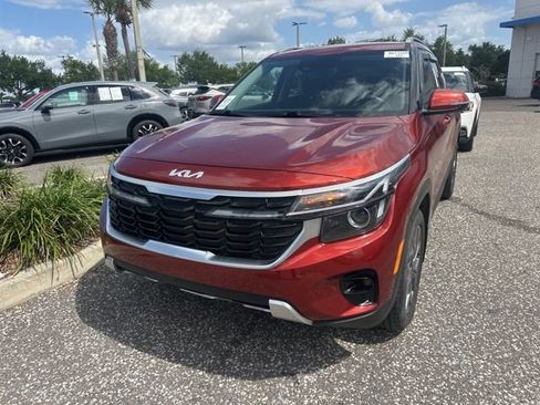 Used 2024 Kia Seltos S image 4