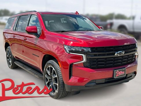 Used 2024 Chevrolet Suburban RST w/ Max Trailering Package AWD/4WD image 1