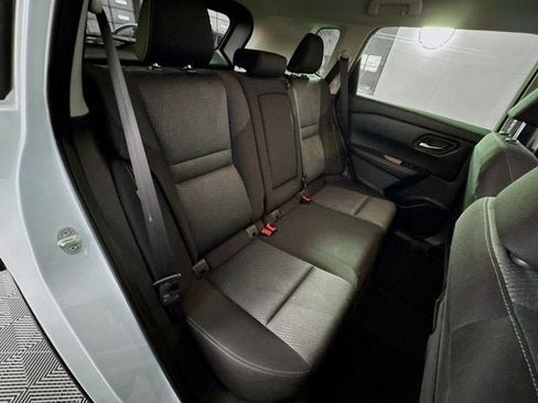 Certified 2026 Nissan Rogue SV AWD/4WD image 21