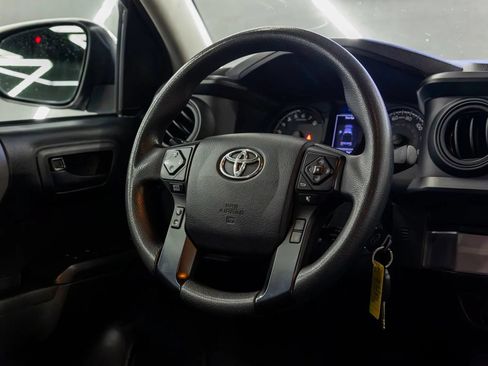Used 2019 Toyota Tacoma SR w/ SR Convenience Package RWD image 28