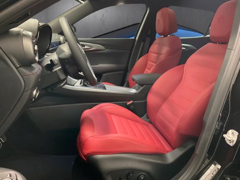 New 2026 Alfa Romeo Tonale w/ Red Premium Package AWD/4WD image 3