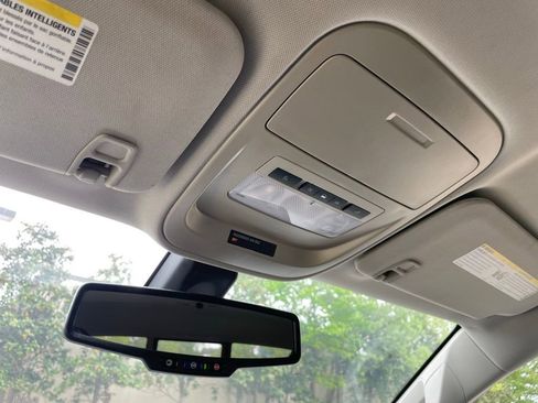 Used 2019 GMC Canyon SLE w/ SLE Convenience Package image 21