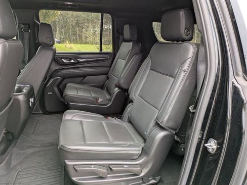 Used 2023 GMC Yukon XL Denali AWD/4WD image 20