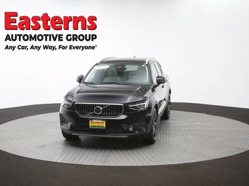 Used 2023 Volvo XC40 B5 Plus AWD/4WD image 54