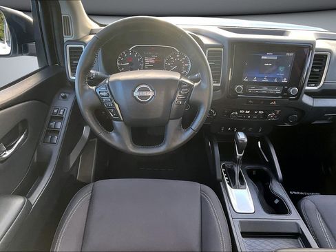 Used 2024 Nissan Frontier SV w/ Hardbody Edition image 9