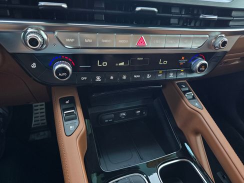 Used 2025 Kia Telluride SX Prestige X-Line AWD/4WD image 21